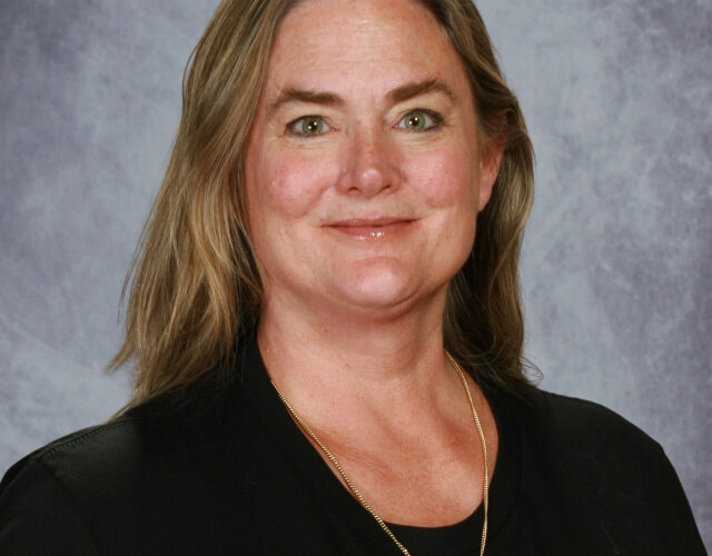 Headshot of Jennifer Laske